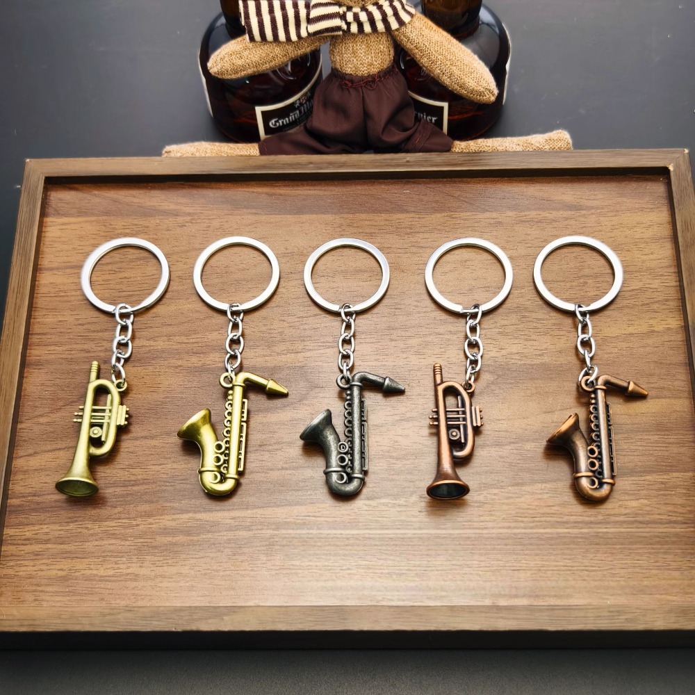 Musical Instrument Oboe - Retro Mini Saxophone Car Keychain Metal